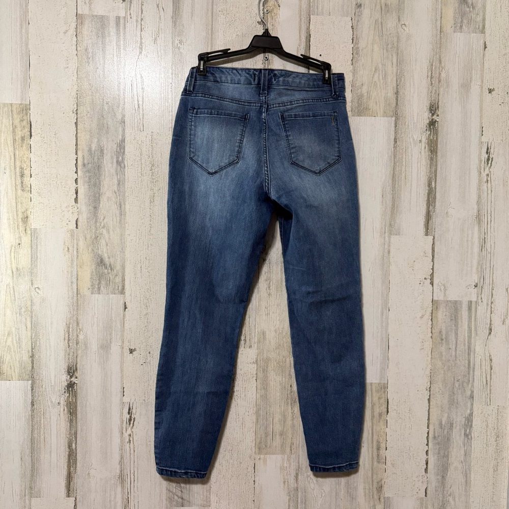 Vintage America Blue Jeans with Floral Embroidery - Picture 6 of 16